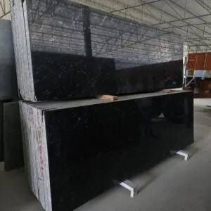 Commando black