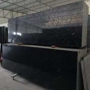 Commando black