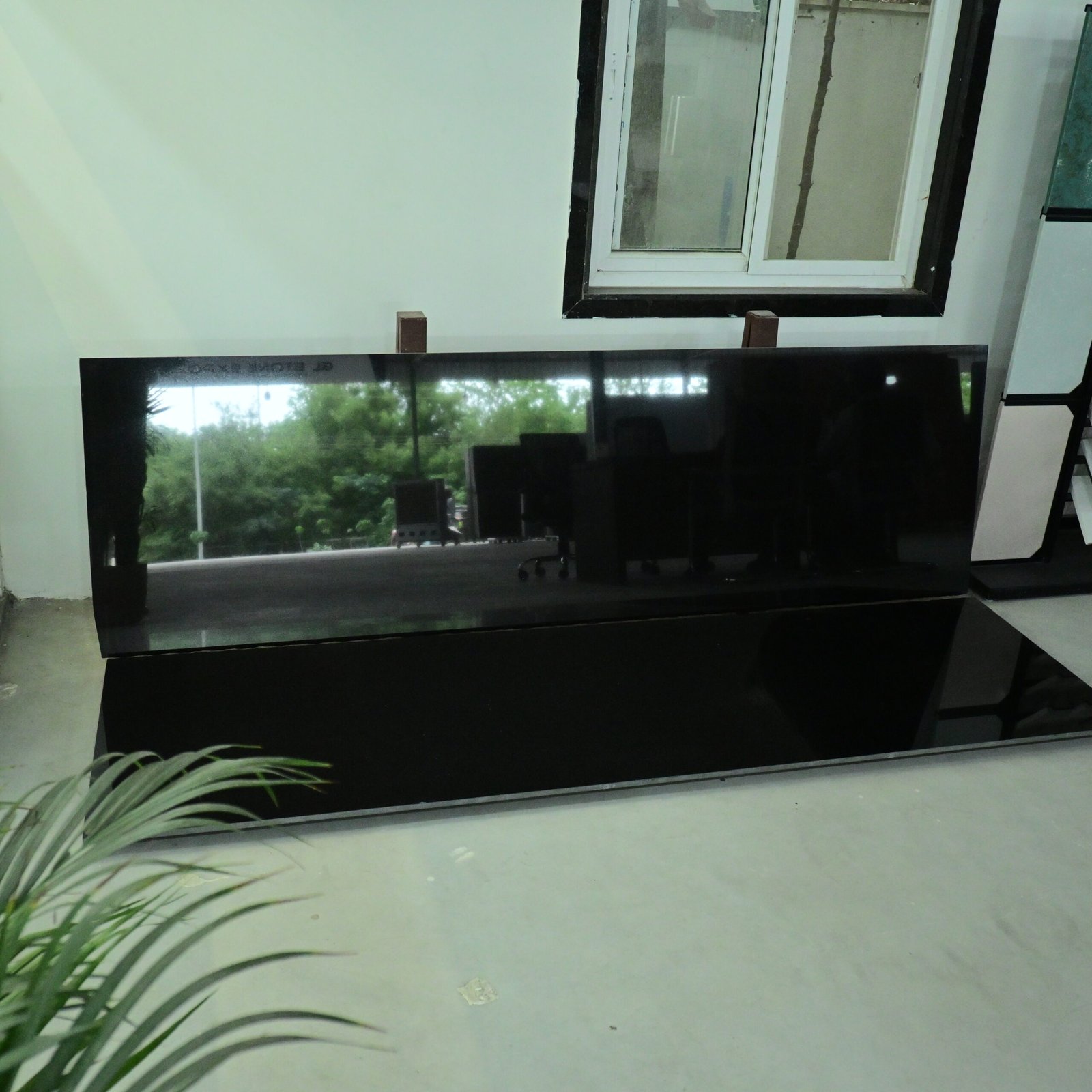 Mirror-finish Black Granite slab for premium residential and commercial interiors.